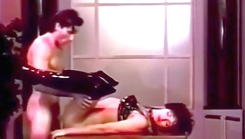 A horny old dude fucks a young girl in a vintage scene