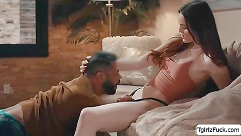 Brunette babe tori easton sucks and fucks with a big dick