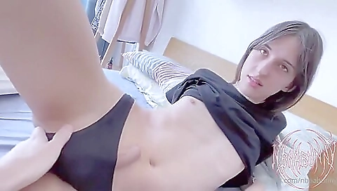 Beautiful amateur brunette gets fucked in her pussy