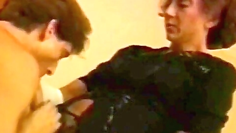 Mature brunette slut in stockings and strapon fucked